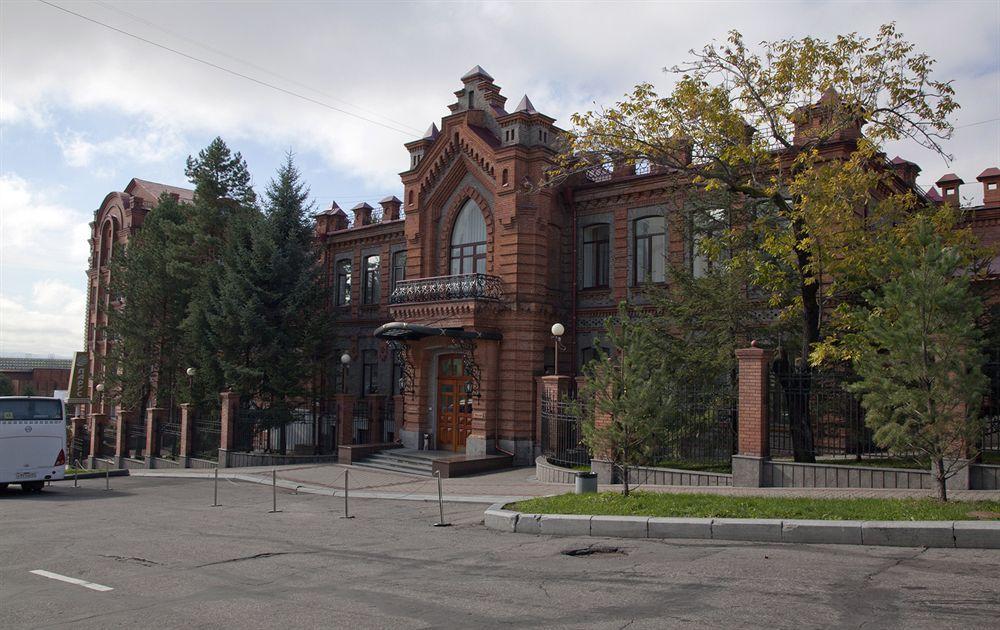 Parus Hotel Khabarovsk Exterior photo